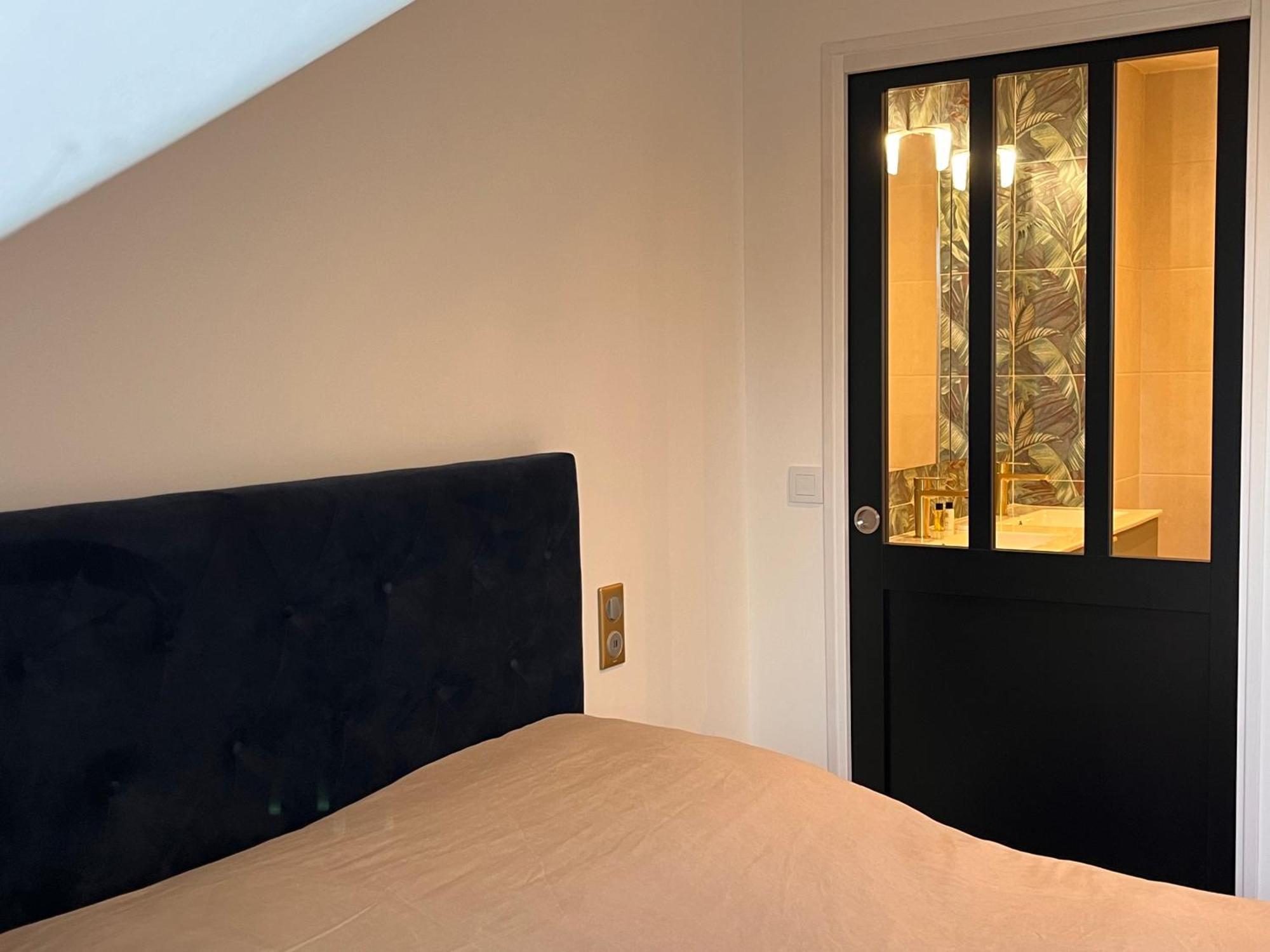 Hdg Hotel Gare De L'Isle Adam Appart'S Hotel Parmain Экстерьер фото